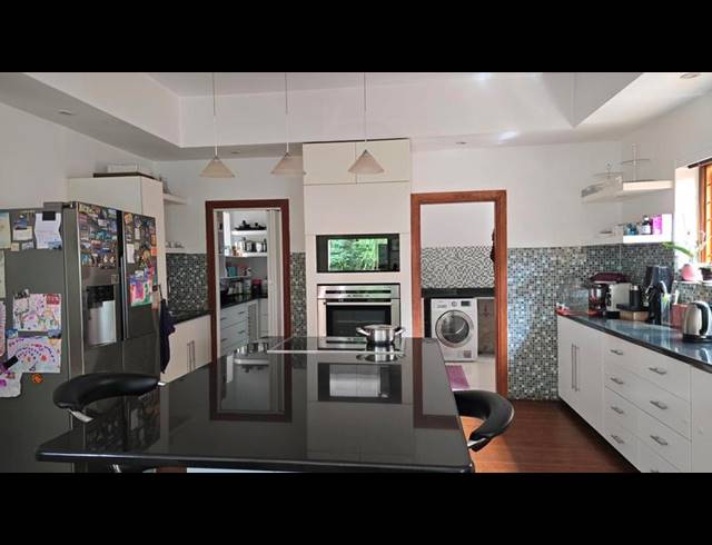 4 BEDROOM HOUSE FOR SALE IN KENSINGTON